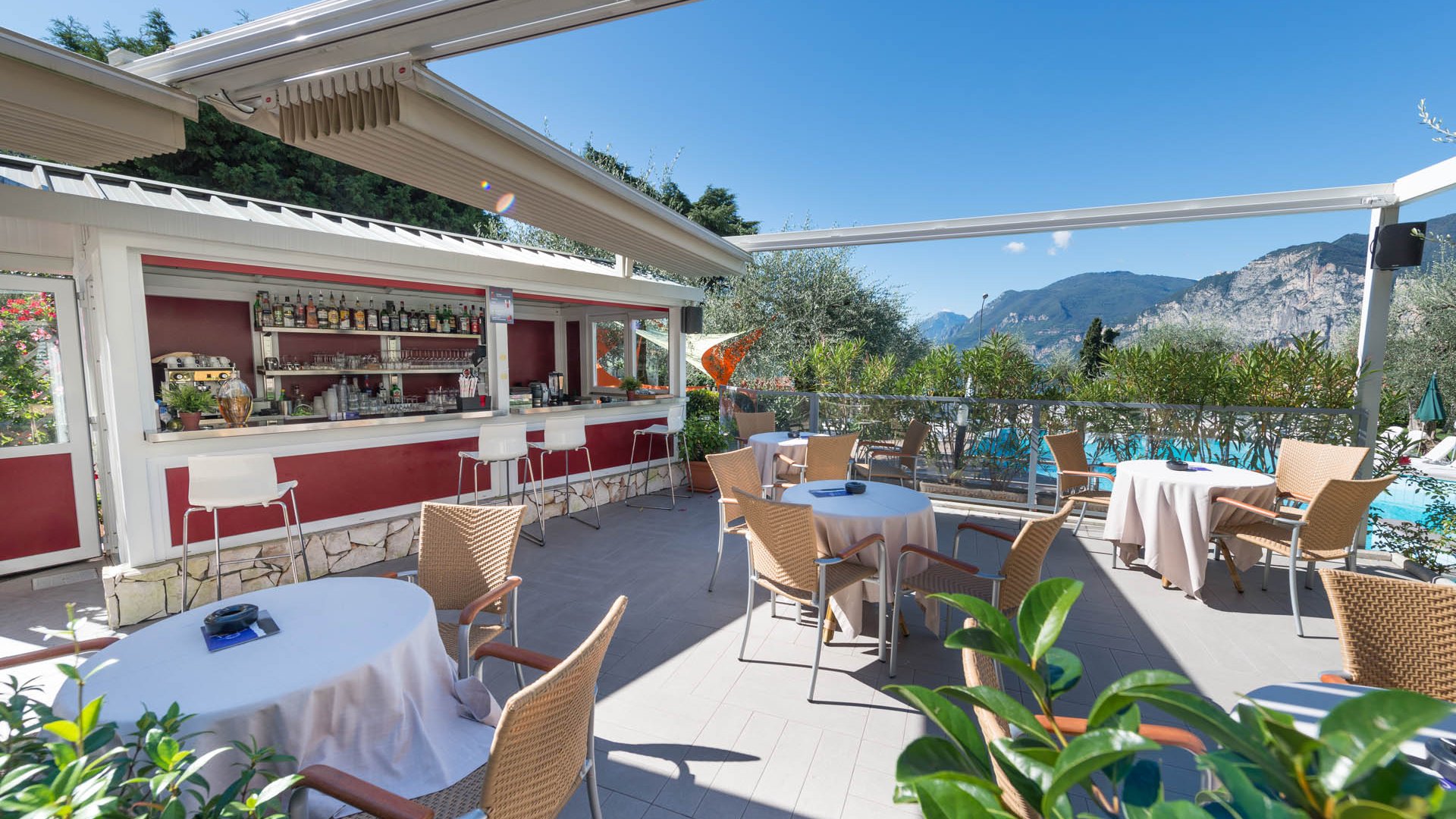 Hotel in Malcesine on Lake Garda: a relaxing dream Hotel in Malcesine on Lake Garda: a relaxing dream